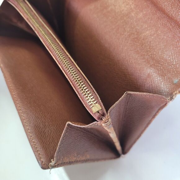 Authentic LOUIS VUITTON LV Vintage Monogram Sarah Wallet Envelope Leather Large - Picture 9 of 15